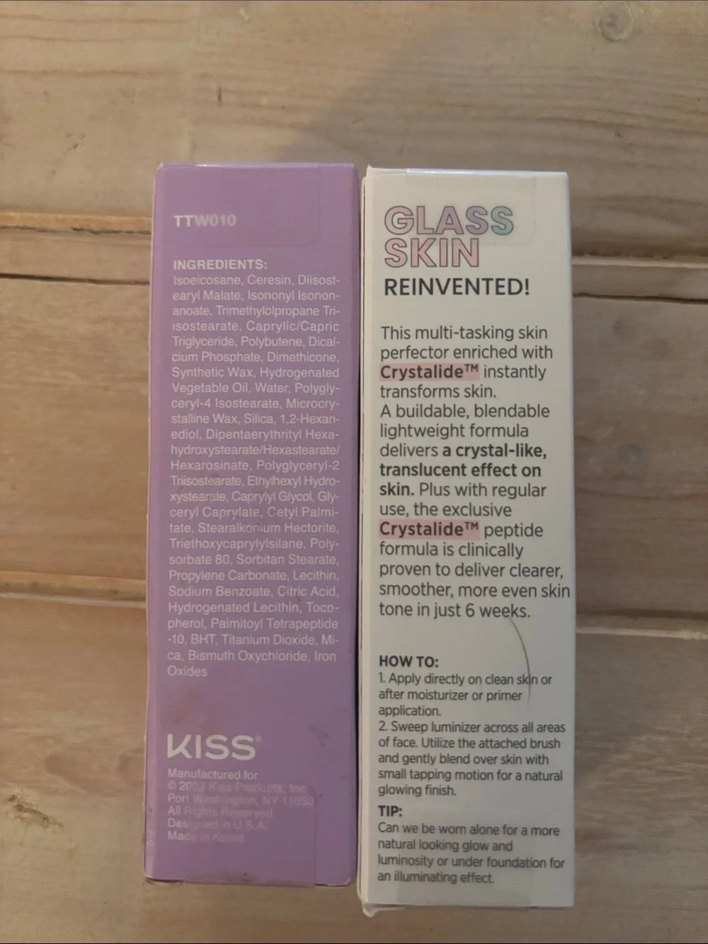 J.O.A. Crystal Glow Tinted Luminizer Stick — (407)